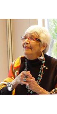 Daphne Odjig, Canadian First Nations artist., dies at age 97