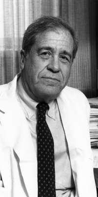 Bernard Fisher, American surgeon, dies at age 101