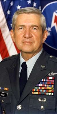 Charles W. Bagnal, American Army Lieutenant General., dies at age 81