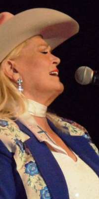 Lynn Anderson, American Country Singer, dies at age 67