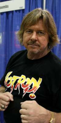 Roddy Piper, WWE wrestler and actor, dies at age 61