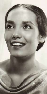 Anna Kashfi, British-Indian actress, dies at age 80