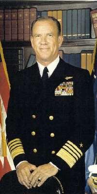 George E. R. Kinnear II, American admiral., dies at age 87