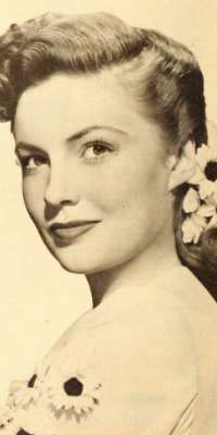 Joan Leslie, American actress (High Sierra, dies at age 90