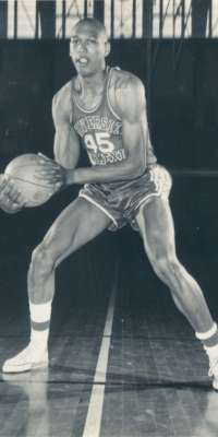 Mel Daniels, American basketball player (Indiana Pacers)., dies at age 71