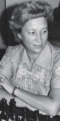 Elisabeta Polihroniade, Romanian chess Woman Grandmaster (1982) and International Arbiter., dies at age 80