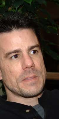 Ian Murdock, Founder of the Debian Project. , dies at age 42