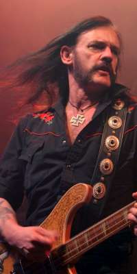 Lemmy, English heavy metal singer (Motörhead, dies at age 70