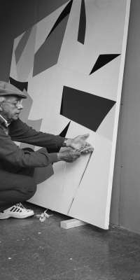 Marcel Barbeau, Canadian painter and sculptor., dies at age 90