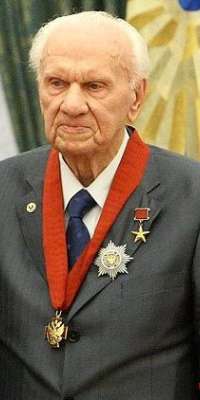 Anatoly Savin, Soviet and Russian weapons designer, dies at age 95