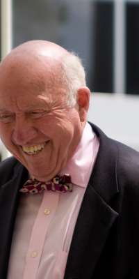 Bud Collins, American sports journalist., dies at age 86