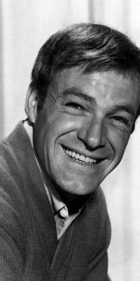 Don Francks, Canadian actor and jazz vocalist., dies at age 84