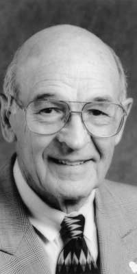Edward J. Steimel, American lobbyist and fundraiser in Baton Rouge, dies at age 94