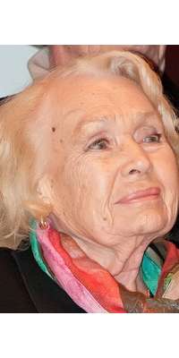 Nina Arkhipova, Soviet and Russian film and stage actress, dies at age 94