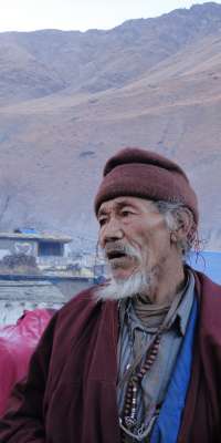 Thinle Lhondup, Nepalese actor (Himalaya), dies at age 72