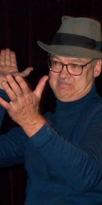 Tony Conrad, American avant-garde musician, dies at age 76