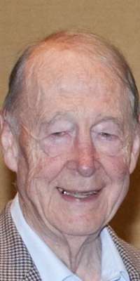 Tom Kibble, 83, dies at age 83