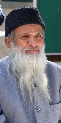 Abdul Sattar Edhi, Pakistani philanthropist, dies at age 88