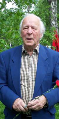 C.-H. Hermansson, Swedish politician., dies at age 98