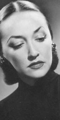 Lucille Dumont, Canadian singer. , dies at age 97