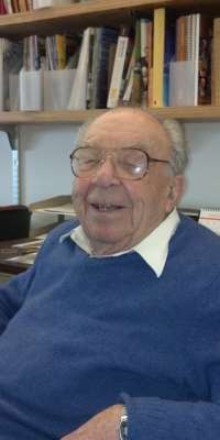 Robert Fano, Italian-born American computer scientist., dies at age 98