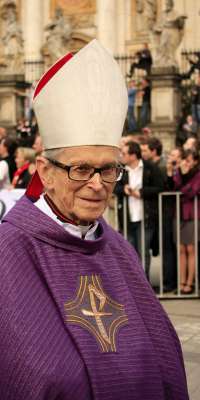 Franciszek Macharski, Polish Roman Catholic prelate, dies at age 89