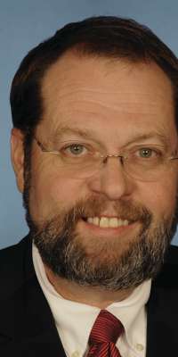 Steve LaTourette, American politician, dies at age 62