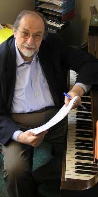 Elliott Schwartz, American composer., dies at age 80