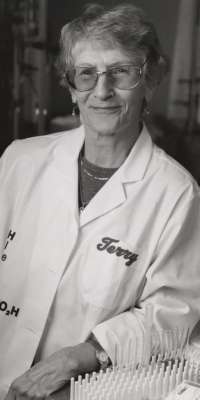 Thressa Stadtman, American biochemist., dies at age 96