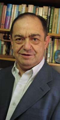 Dan Caspi, Romanian-born Israeli media theorist and academic., dies at age 71