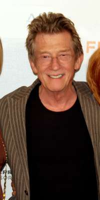 John Hurt, British actor (Midnight Express, dies at age 77