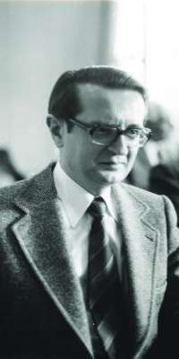 Walter Benz, German mathematician., dies at age 85