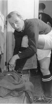 Manfred Kaiser, German football player., dies at age 88