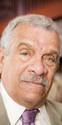 Derek Walcott, Santa Lucia poet and playwright., dies at age 87