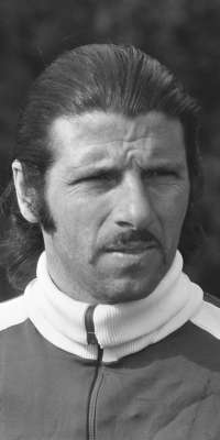 Roberto Ferreiro, Argentine footballer., dies at age 81