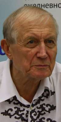 Yevgeny Yevtushenko‎, 84, dies at age 84