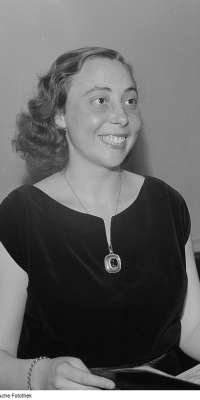 Agnes Giebel, German soprano., dies at age 95