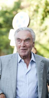 Beppo Mauhart, Austrian executive., dies at age 83