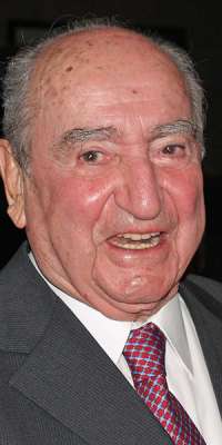 Konstantinos Mitsotakis, Greek politician, dies at age 99