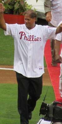 Darren Daulton, American baseball player (Philadelphia Phillies), dies at age 55