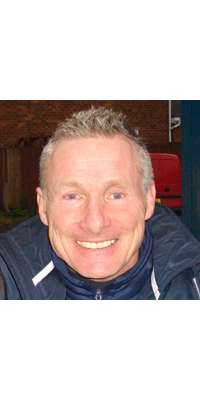 Duncan Russell, English football manager (Mansfield Town), dies at age 59