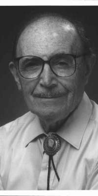 Elias Burstein, American physicist., dies at age 99