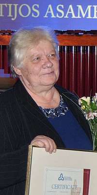 Ene Mihkelson, Estonian writer., dies at age 72