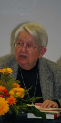 Helga Grebing, German historian., dies at age 87