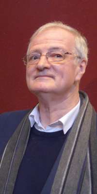 James Morwood, English classical scholar., dies at age 73