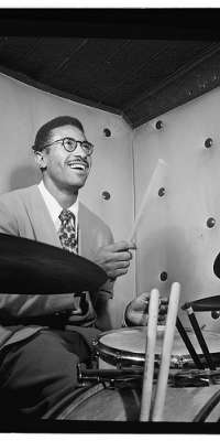 Max Roach, American jazz drummer, dies at age 83