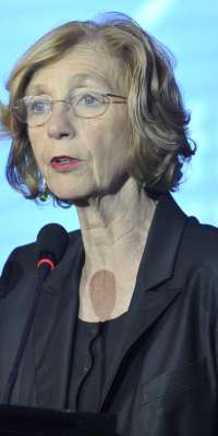 Nicole Bricq, French politician, dies at age 70