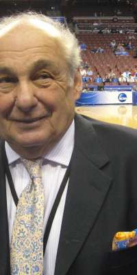 Rollie Massimino, American basketball coach (Villanova Wildcats, dies at age 82