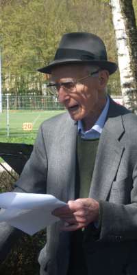 Theodor Bergmann, German agronomist., dies at age 101