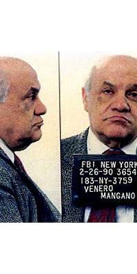 Venero Mangano, American mobster., dies at age 95